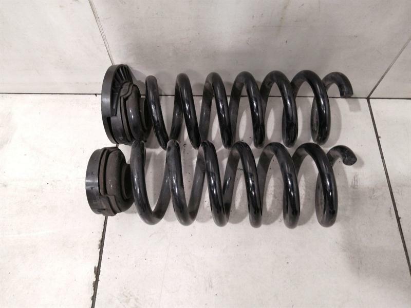 Mercedes-Benz A (W176) Mercedes C43 W205 coil spring rear set A2053242604 suspension spring rear Body type: Coupe
Fuel: Petrol