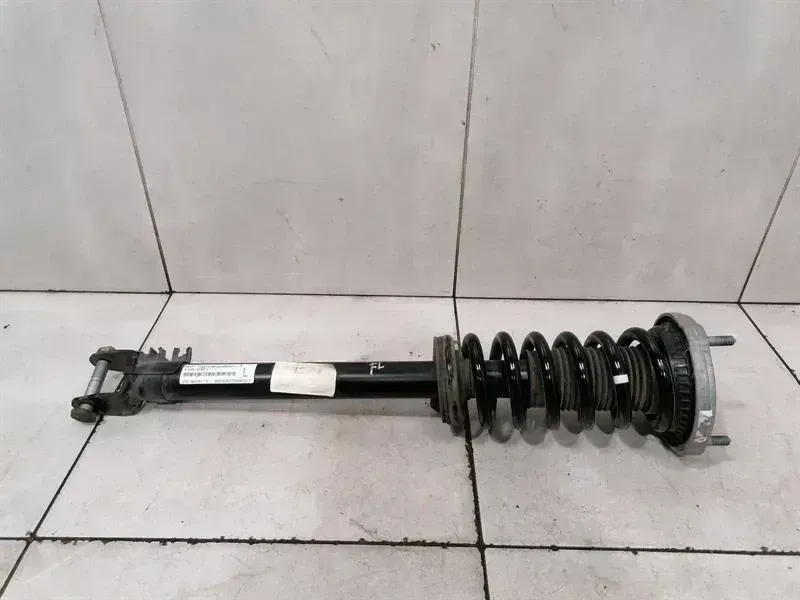 Mercedes-Benz A (W176) Mercedes SL R231 shock absorber front A2313230600 shock absorber front Body type: Convertible
Fuel: Petrol
