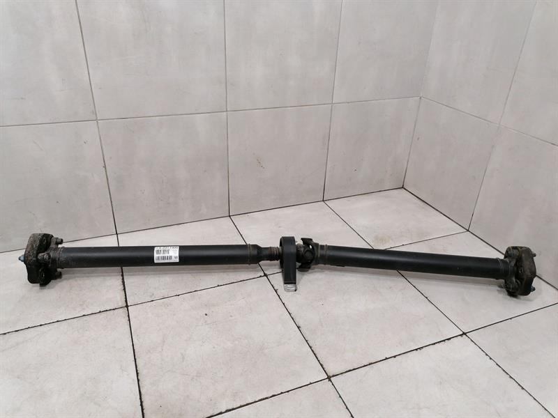 Mercedes-Benz A (W176) Mercedes SL R231 propane adhesive A2314101400 gimbal shaft Body type: Convertible
Fuel: Petrol