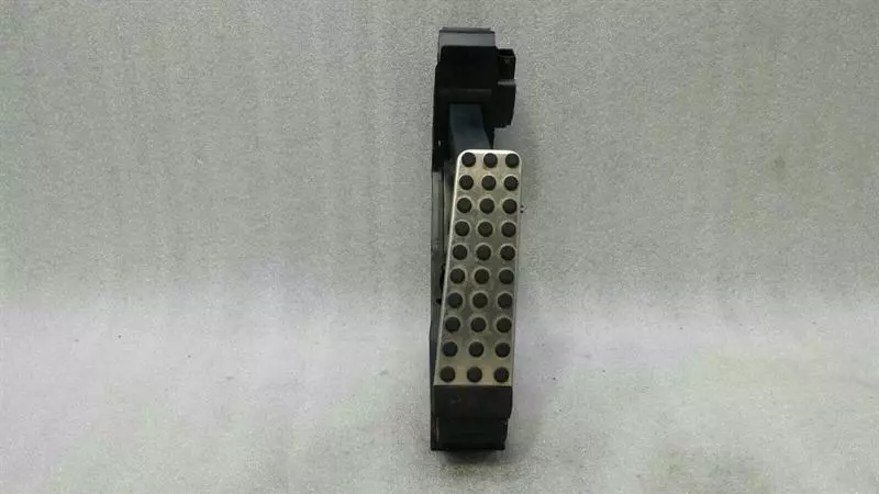 Mercedes-Benz SLK (R171) Gas Pedal (electrical) Mercedes SLK R171 Throttle Pedal (Electrical) A...