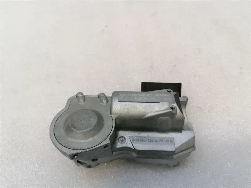 Mercedes-Benz SLK (R172) 2011-2020 Mercedes SLK R171 W203 W219 Steering Lock A2034621130 Steering Column Lock