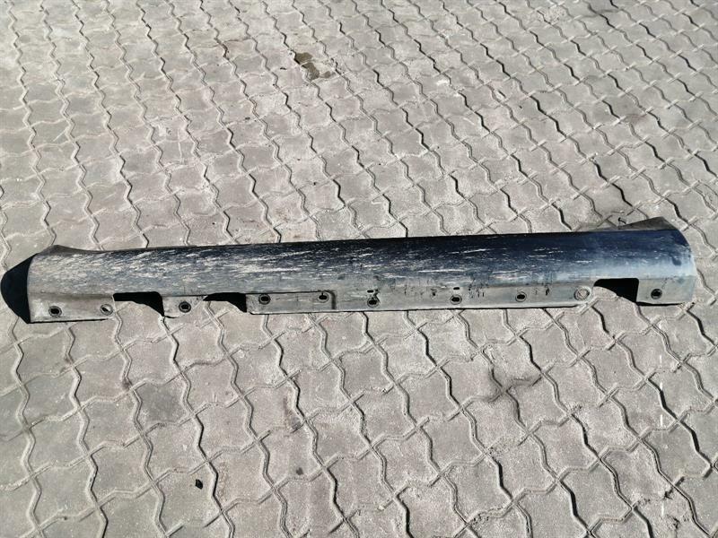 Mercedes-Benz SLK (R172) 2011-2020 Mercedes SLK R171 left side skirt A1716980154 side sills left