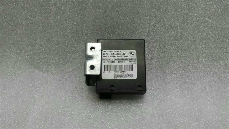 BMW Z4 (E85 / E86) BMW Z4 E85 E86 MDD SENSOR 6974631 control unit radar interior protection. Body type: Convertible
Fuel: Petrol