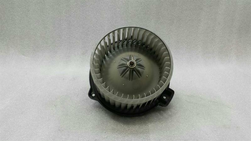 BMW Z4 (E85 / E86) BMW Z4 E85 RHD Heater Blower 6926239 Right Hand Drive. Body type: Convertible
Fuel: Petrol