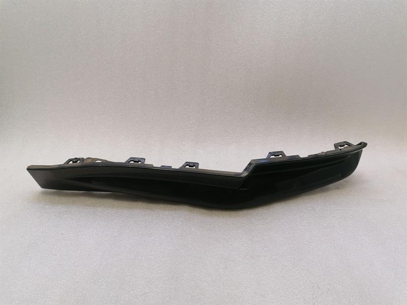 BMW 4 (G22 / G23 / G26)  BMW 4 M4 G82 G22 Body Moulding 8076449 Strip REAR DIFFUSER Body type: Coupe
Fuel: Petrol