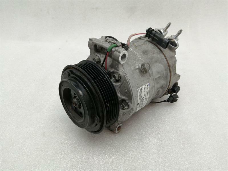 Land Rover Range Rover (L460) 2022-... LAND ROVER RANGE ROVER L405 A/C Compressor CPLA-19D629-AE Air Conditioning Compressor