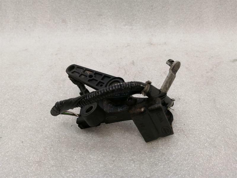 Land Rover Range Rover Sport (L494) Range Rover Sport L494 FLH Level Sensor CPLA-3D026-AA Level Sensor Front Left Body type: SUV
Fuel: Diesel