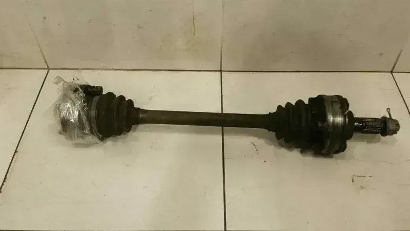Porsche 911 Porsche 911 930 left rear drive shaft 91133203308 drive shaft rear left Body type: Coupe
Fuel: Petrol