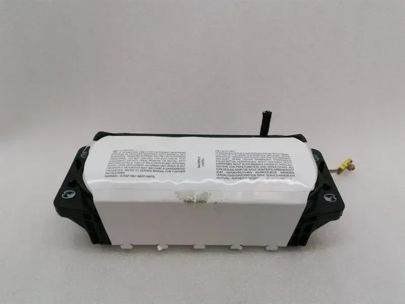 Bentley Bentayga BENTLEY BENTAYGA 36A MK2 Dashboard Safety Module 36A880204F Module Body type: SUV
Fuel: Hybrid