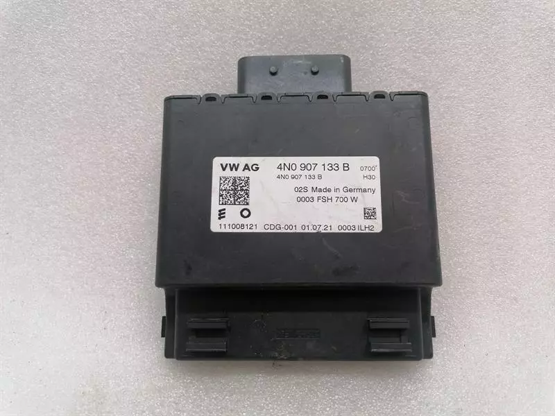 Bentley Bentayga Electronic module BENTLEY BENTAYGA 36A MK2 Heated Windscreen Modu...