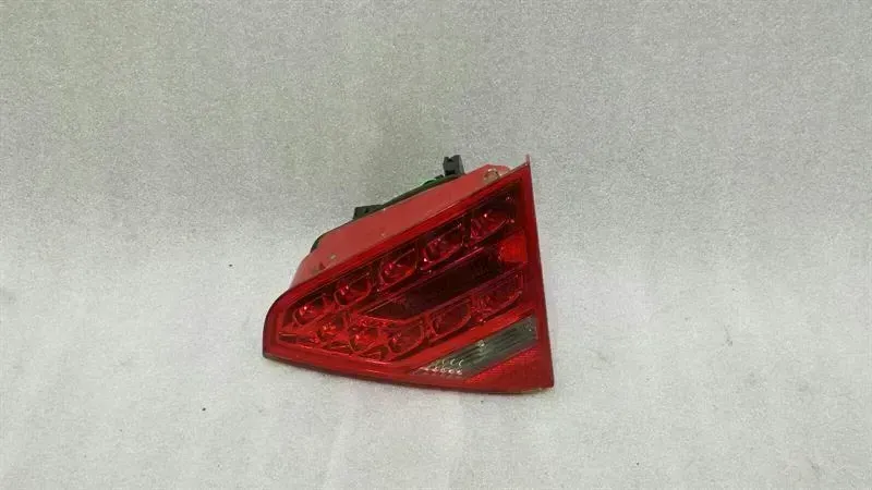 Audi S5 8T right rear light 8T0945094A tail light rear right Brand/Model: AUDI S5
Year: 2009
Engine: 2995 cm...