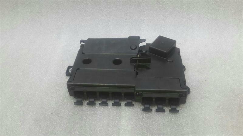 Mercedes-Benz S Coupe (C217) Fuse box Mercedes E Class W238 Fuse Box A2135406200 Fuse...