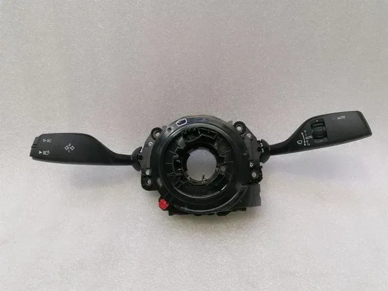 BMW 4 (F32 / F33 / F36) BMW 4 M4 G82 G22 Wiper Stalks 9436664 Indicator Switch Steering Column Switch Body type: Coupe
Fuel: Petrol