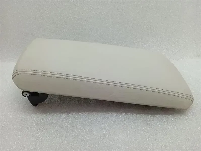 BMW 3 (G20 / G21) BMW 3 Series M3 G80 G20 Armrest RHD IVORY WHITE Centre Armrest Armrest