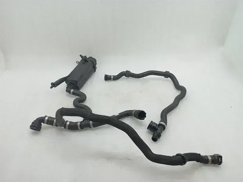 BMW 3 (G20 / G21) BMW 3 M3 G80 G20 Cooling Pipe 8096448 8093925 Cooling Water Hose Body type: Saloon
Fuel: Petrol