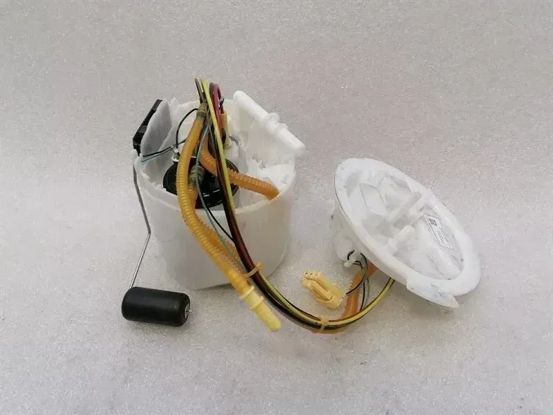 BMW 3 (G20 / G21) BMW 3 m4 g82 M3 G80 G20 Fuel Pump Electric 7934507 Fuel Pump Body type: Saloon
Fuel: Petrol