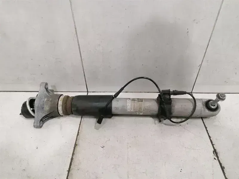 BMW 3 (G20 / G21) BMW 3 Series M3 G80 G20 Shock Absorber Rear 33508091379 Rear Shock Absorber