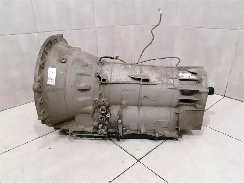 Land Rover Range Rover Sport (L494) Range Rover Sport L494 Gearbox HK62-7000-AC Automatic Gearbox 3.0 D 8 Speed Body type: SUV
Fuel: Diesel