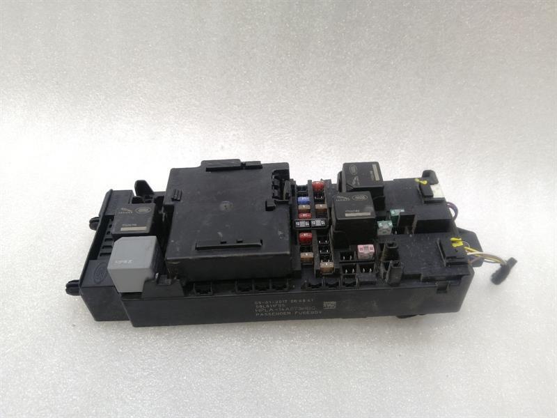 Land Rover Range Rover Sport (L494) Land Rover Range Rover Sport L494 Fuse Box HPLA-14A073-BC Fuse Box Body type: SUV
Fuel: Diesel