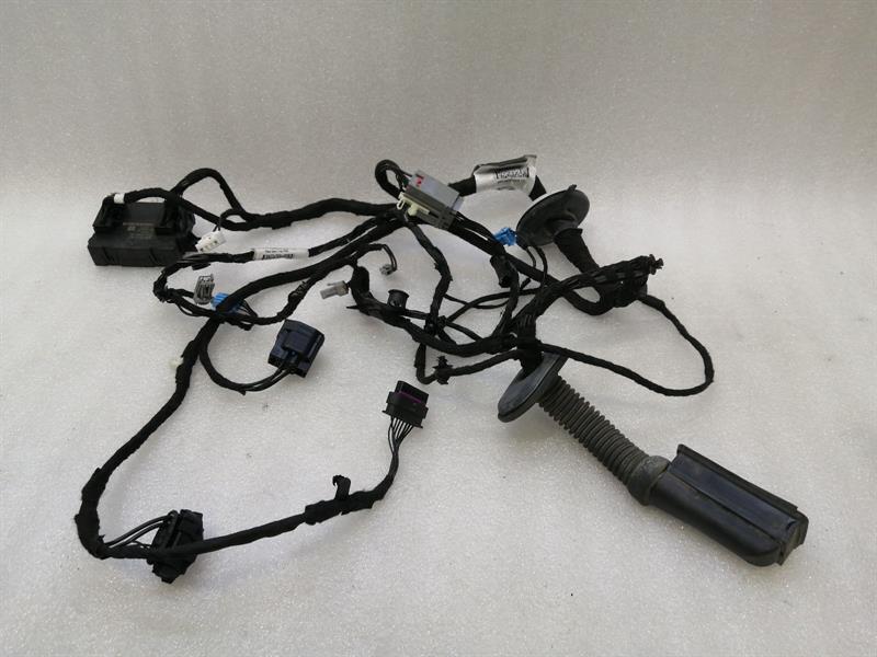 Land Rover Range Rover Sport (L494) Range Rover Sport L494 Rear Door Wiring Loom HPLA-14D620-BD Rear Door Wiring Harness Body type: SUV
Fuel: Diesel