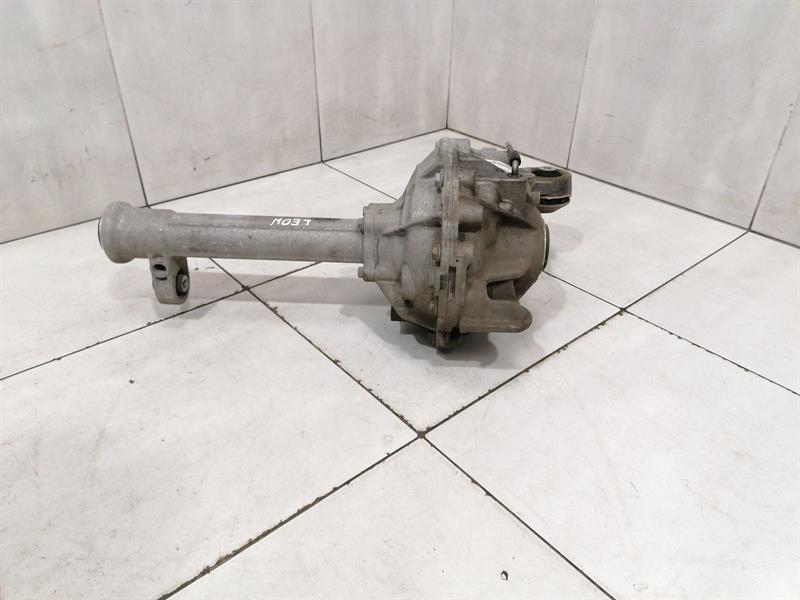 Land Rover Range Rover Sport (L494) Range Rover Sport L494 Front Diff HPLA-3017-HB Differential Front 3.0 V6 Diesel Body type: SUV
Fuel: Diesel