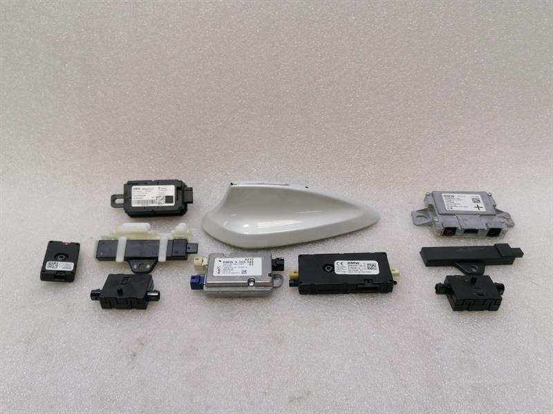 BMW 7 (G11 / G12) BMW 7 series G11 Aerial / Antenna 9303037 SET Antenna