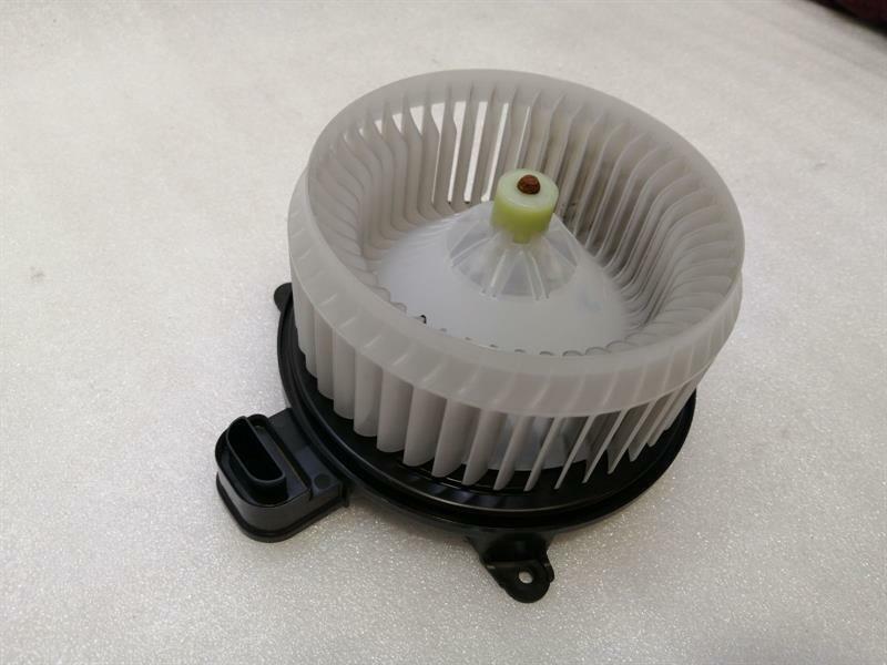 Land Rover Range Rover (L460) 2022-... LAND ROVER RANGE ROVER L405 HEATER BLOWER LR035870 RIGHT HAND DRIVE RHD