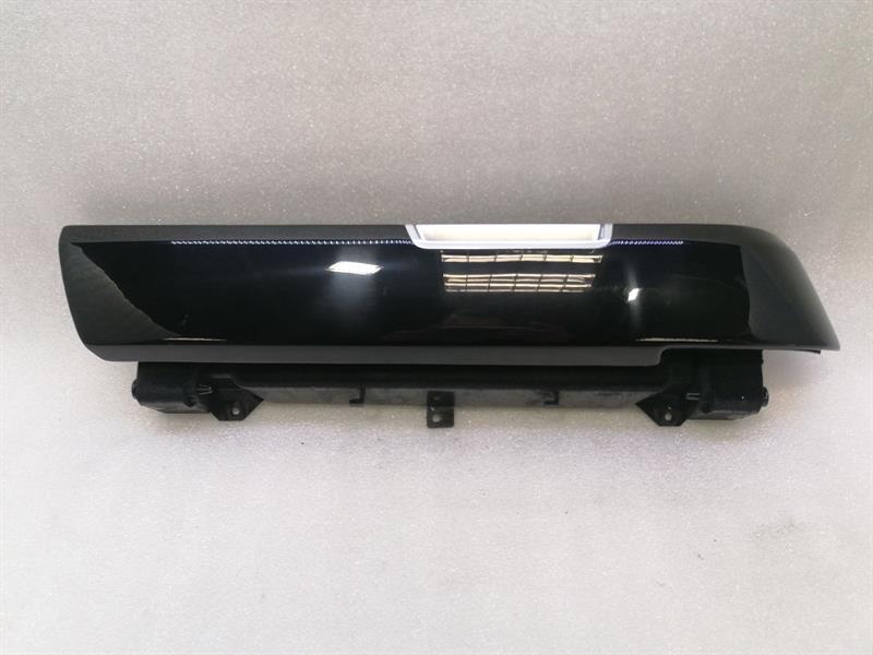 Land Rover Range Rover (L405) RANGE ROVER L405 FLH Door Glovebox CK52-274W47-A Front Left Door Glove Box Body type: SUV
Fuel: Diesel