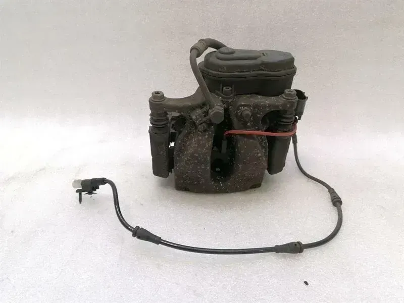 Land Rover Range Rover (L460) 2022-... Land Rover Range Rover L405 RRH Brake Caliper LR036567 Brake Caliper Rear Right