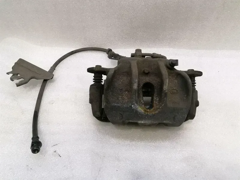 Land Rover Range Rover (L460) 2022-... Land Rover Range Rover L405 RRH Brake Caliper LR047906 Brake Caliper Front Right