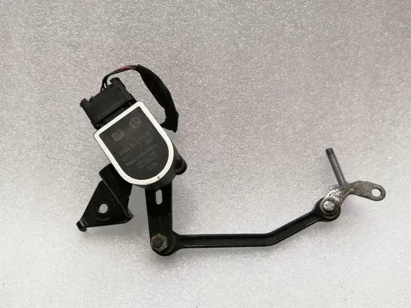 Mercedes-Benz GL / GLS (X166) MERCEDES GLS 350D Front Right Level Sensor A0045429918 Level Sensor Body type: SUV
Fuel: Diesel