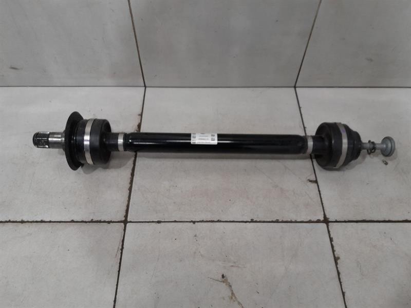 BMW 3 (G20 / G21) BMW 3 M3 G81 G21 LCI Left Rear Drive Shaft 8089855 Drive Shaft Rear Left Body type: Estate
Fuel: Petrol