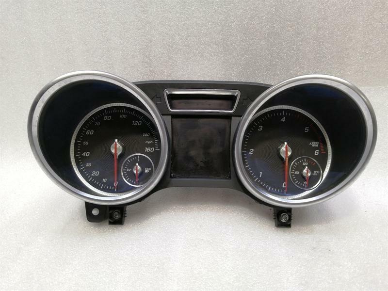 Mercedes-Benz GL / GLS (X166) Mercedes GLS 350D Instrument Cluster A1669000819 Speedometer MPH Body type: SUV
Fuel: Diesel