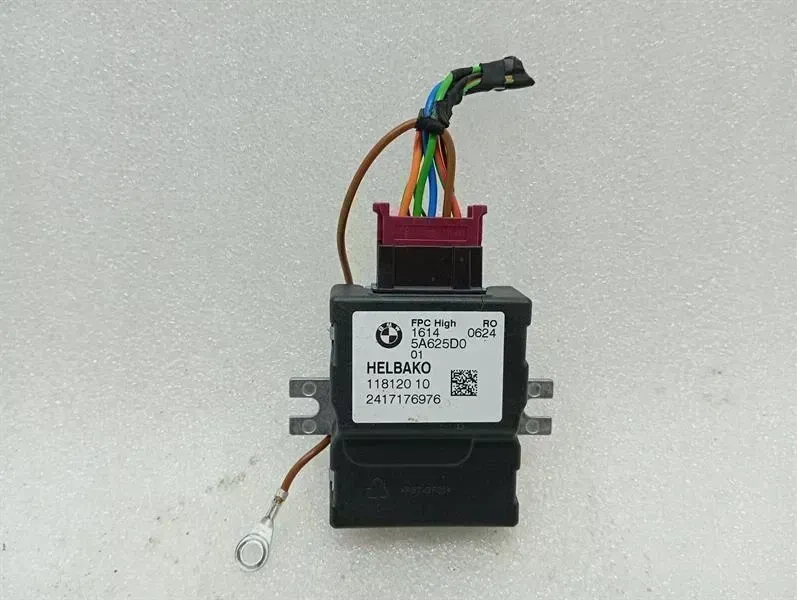 BMW 3 (G20 / G21) BMW 3 Series M3 G81 G21 LCI Electronic Module 16145A625D0 FUEL PUMP ECU Body type: Estate
Fuel: Petrol