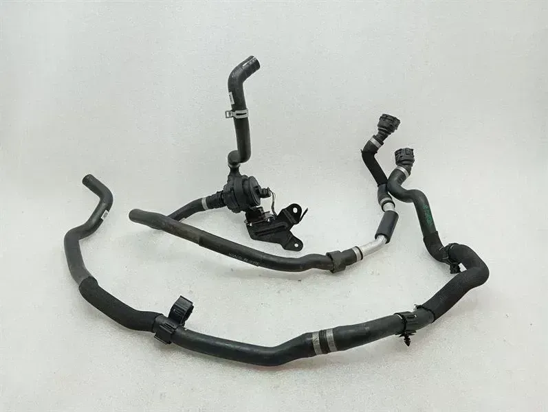BMW 3 (G20 / G21) BMW 3 Series M3 G80 G20 Cooling Pipe 8088929 Coolant Hose Pipe Body type: Saloon
Fuel: Petrol