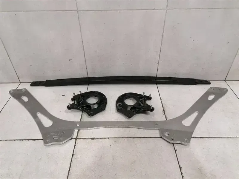 BMW 3 (G20 / G21) BMW 3 Series M3 G80 G20 Holder Bracket 8075000 Holder Carrier Brace Strut