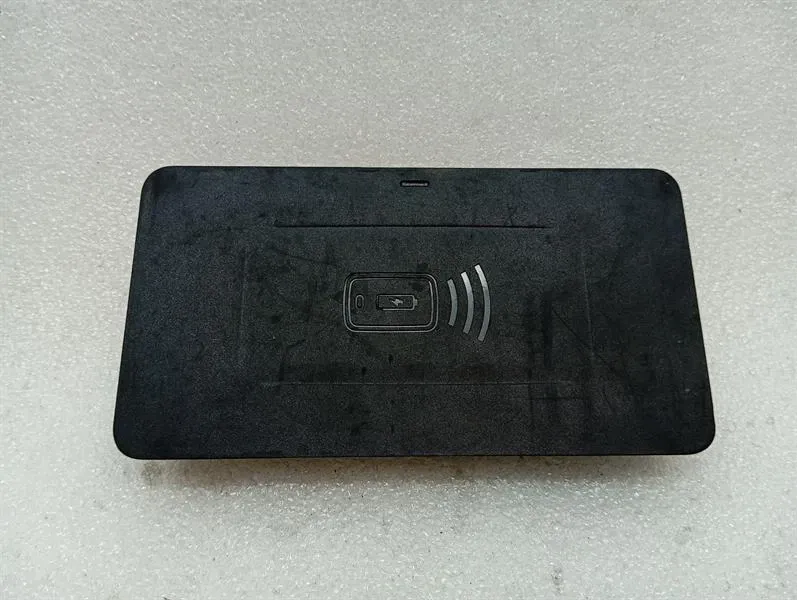 BMW 3 M3 G80 G20 ELECTRONIC MODULE 5A62826 PHONE CHARGER WIRELESS CONTROL UNIT