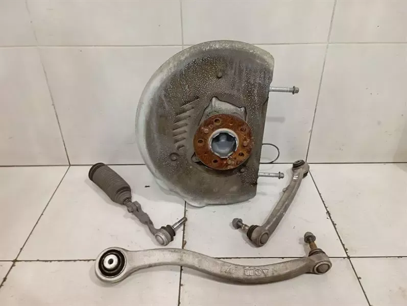 BMW 3. sērijas M3 G80 G20 kreisā priekšējā rumba 31208095663 riteņa rumbas priekšējais pa kreisi