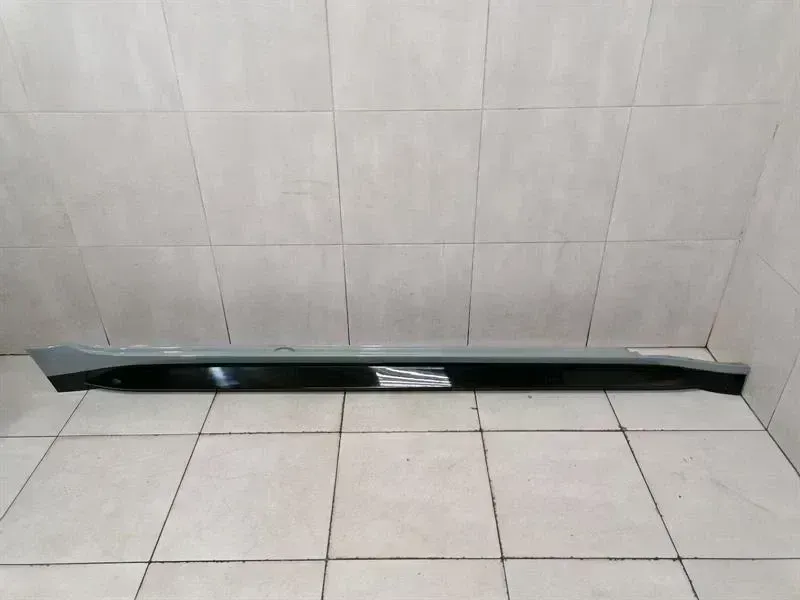 BMW 3 (G20 / G21) BMW 3 Series M3 G80 G20 Side Skirt 51778084238 RIGHT RH Side Skirts Body type: Saloon
Fuel: Petrol