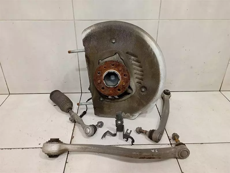 BMW 3 (G20 / G21) BMW 3 Series M3 G80 G20 Right Front Hub 31208095664 Wheel Bearing Housing Front Right Body type: Saloon
Fuel: Petrol