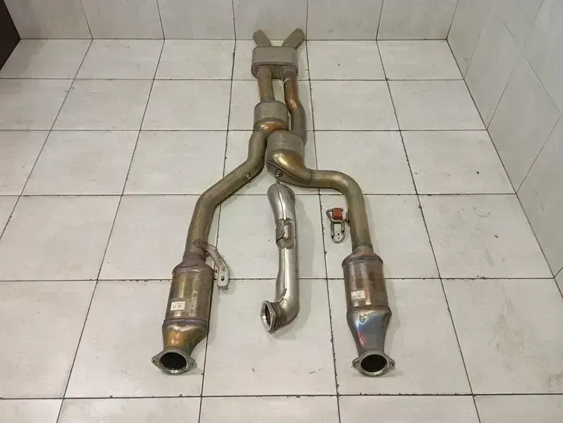 BMW 4 (F32 / F33 / F36) BMW 4 M4 G82 G22 M4 Secondary Catalytic Converter 8096120 Catalytic Converter Body type: Coupe
Fuel: Petrol