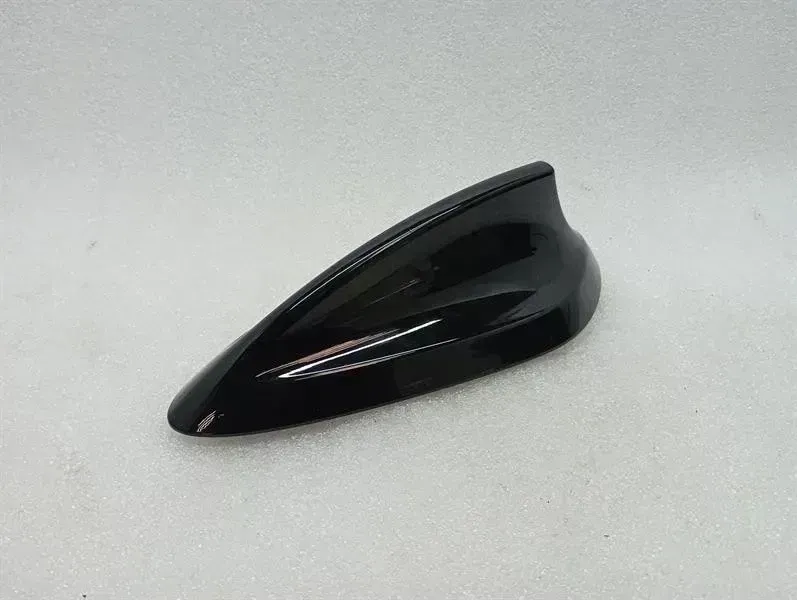 BMW 4 (F32 / F33 / F36) BMW 4 M4 G82 G22 Shark Aerial / Antenna 6826326 Antenna 9371357 Body type: Coupe
Fuel: Petrol