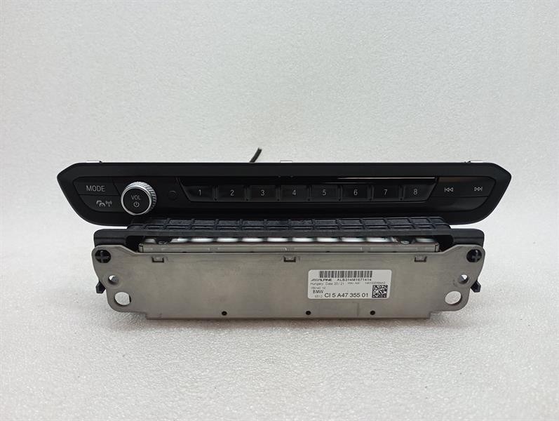 BMW 4 (F32 / F33 / F36) BMW 4 M4 G82 G22 CD Player Head Unit Radio 5A47355 Audio System Controller Body type: Coupe
Fuel: Petrol