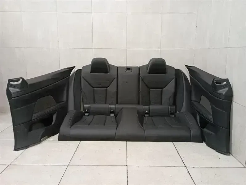 BMW 4 (F32 / F33 / F36) BMW 4 M4 G82 G22 Seat M4 Rear Seat Rear Seats Set Leather Black Rear Seat Bench Body type: Coupe
Fuel: Petrol