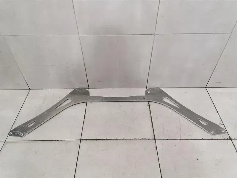 BMW 4 (F32 / F33 / F36) BMW 4 M4 G82 G22 holder bracket 8075012 holder carrier Body type: Coupe
Fuel: Petrol