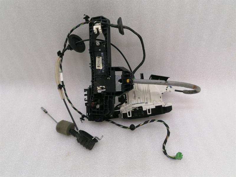 Mercedes-Benz C (W204) Door lock Mercedes E Class W207 Right Door Lock A20472036...
