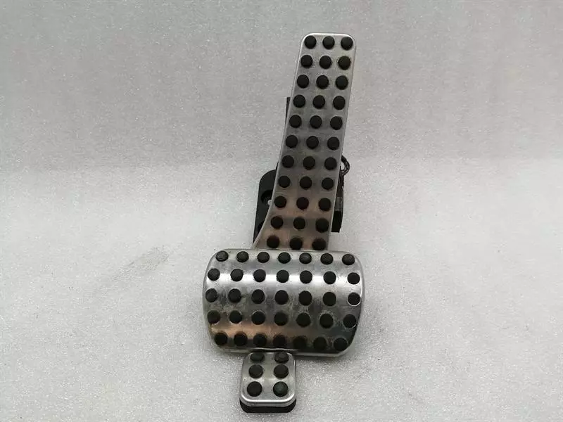 Mercedes-Benz C (W204) Gas Pedal (electrical) Mercedes E Class W212 Throttle Pedal (Electrica...