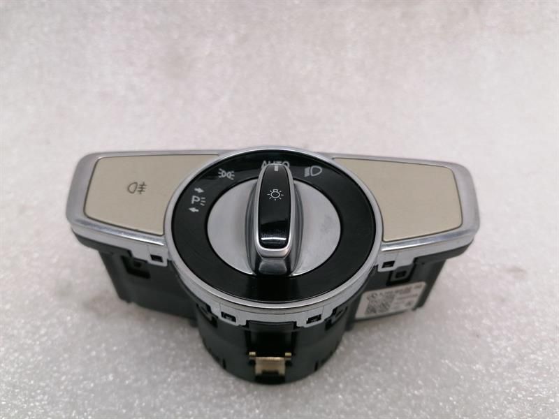 Mercedes S-Class W222 Light Switch A2229050200 Light Switch 8R98 Beige