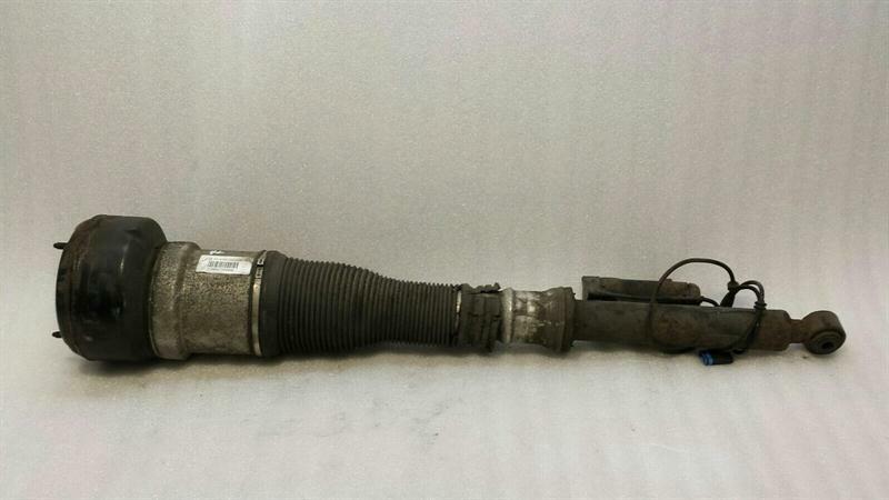 Mercedes-Benz A (W169) Mercedes S-Class W221 absorber rear A2213205513 shock absorber rear Airmatic Li. Body type: Saloon
Fuel: Diesel