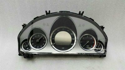 Tableau de bord Mercedes Classe E W207 A2129006304 Compteur de vitesse MPH Diesel
